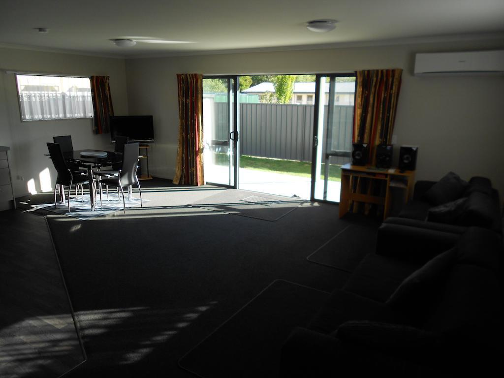 Gavan Family Apartments Кромвель Экстерьер фото