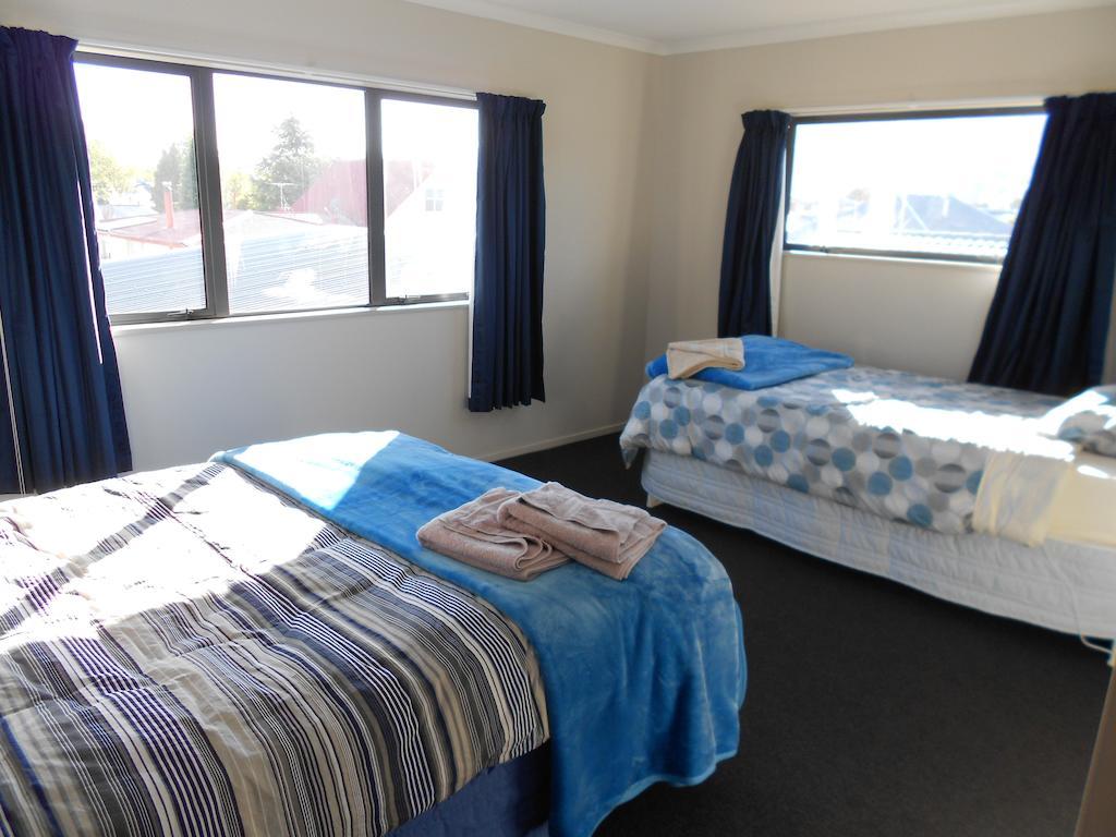 Gavan Family Apartments Кромвель Номер фото